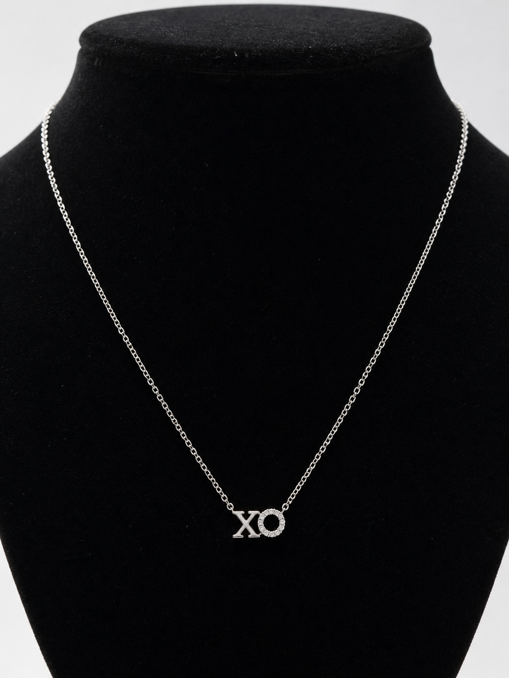 XO Pendant Necklace