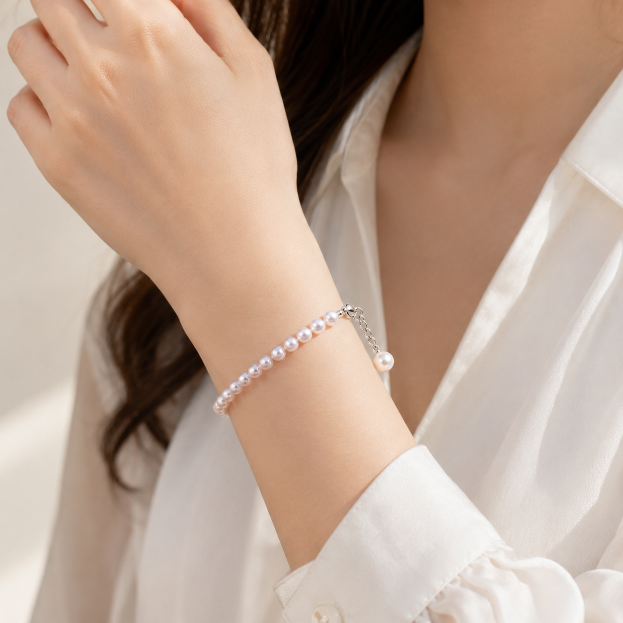 Pearlescent Dreams Bracelet